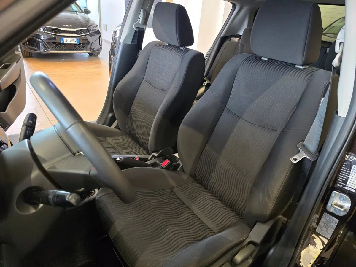 Suzuki Swift usata a Rimini (8)