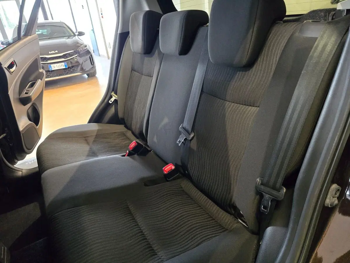 Suzuki Swift usata a Rimini (9)