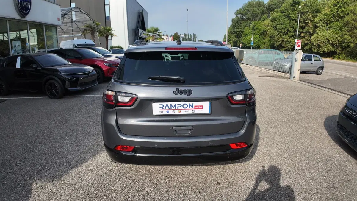 Jeep Compass usata a Venezia (10)