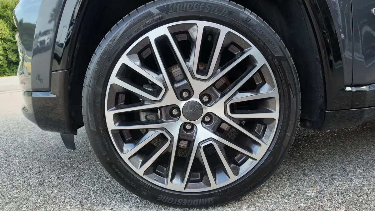 Jeep Compass usata a Venezia (18)