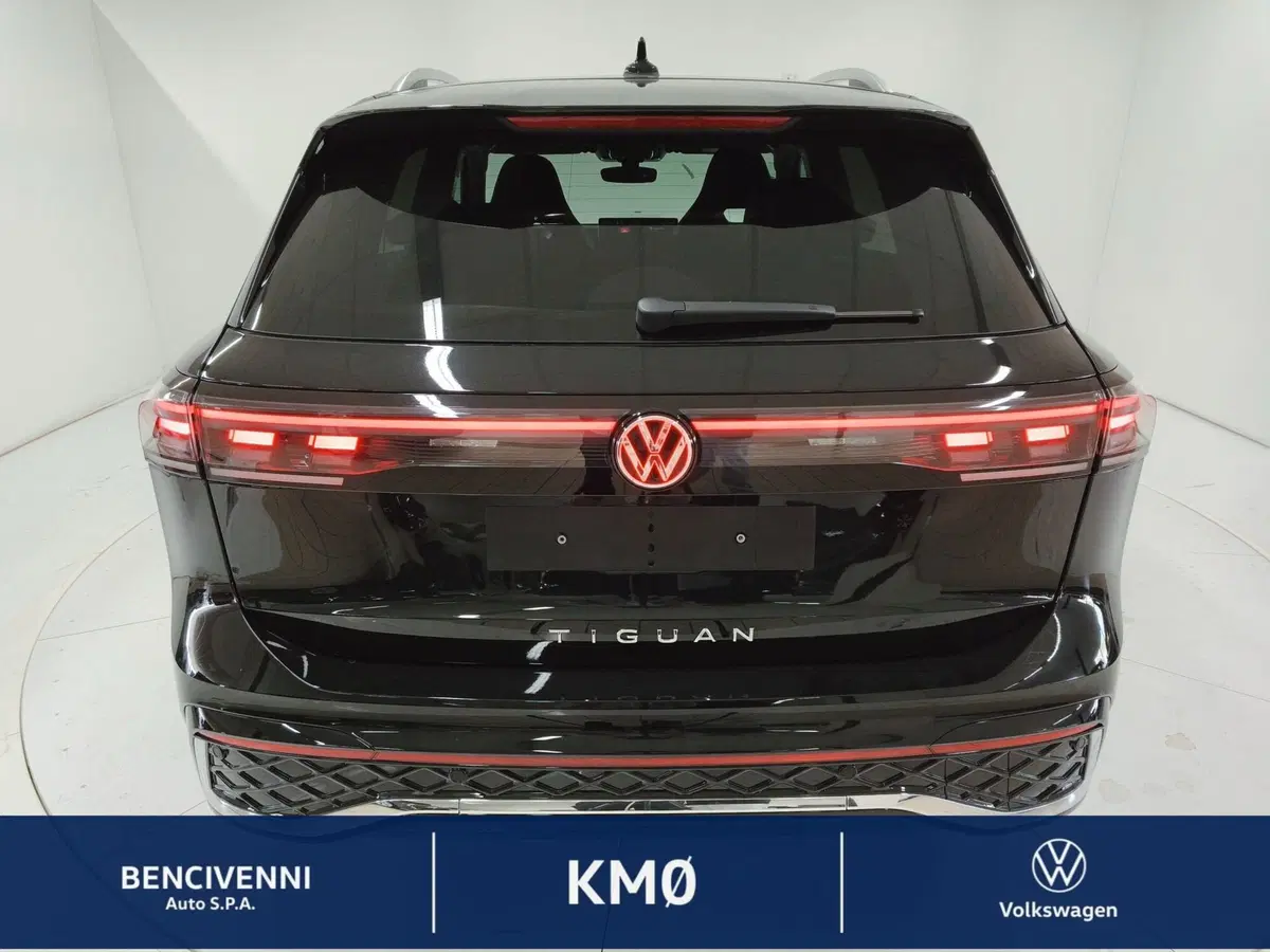 Volkswagen Tiguan nuova a Catanzaro (10)