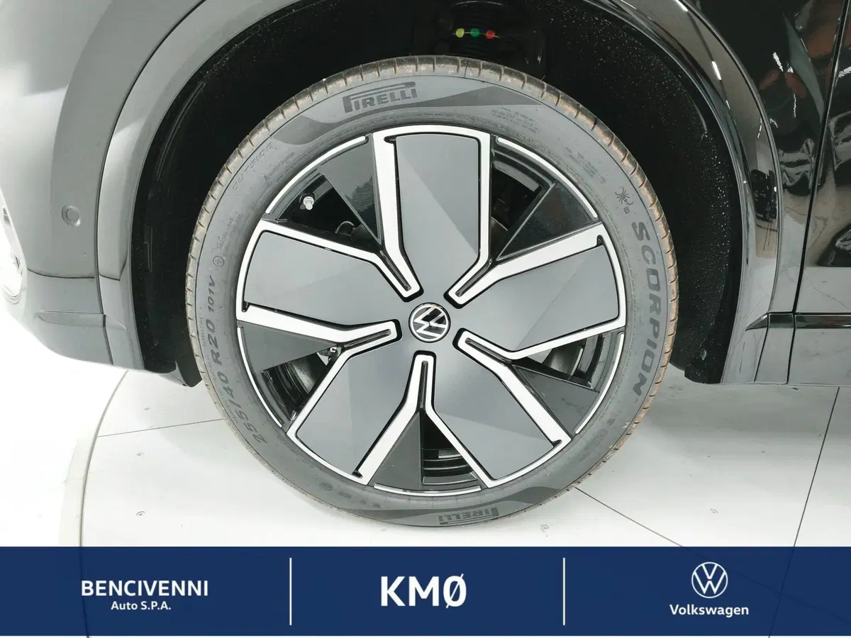 Volkswagen Tiguan nuova a Catanzaro (15)