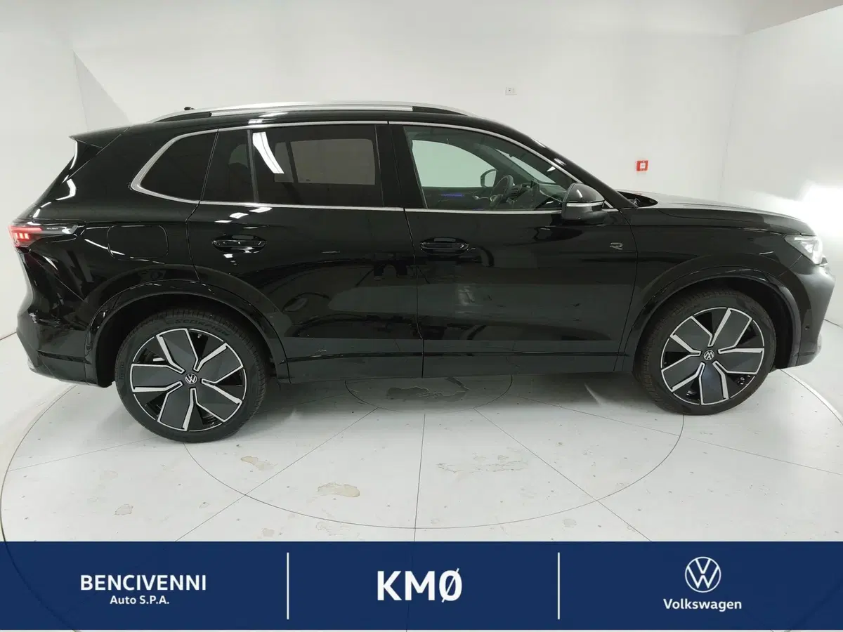Volkswagen Tiguan nuova a Catanzaro (6)