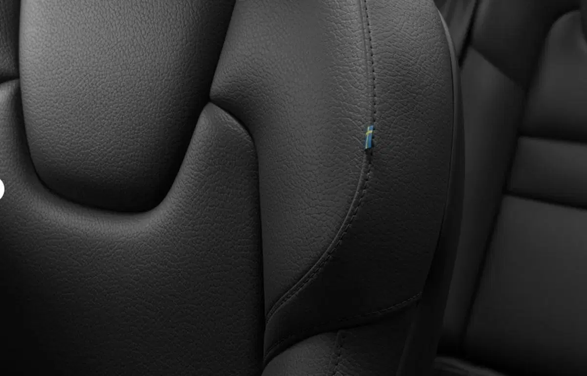 Volvo V60 nuova a Milano (14)