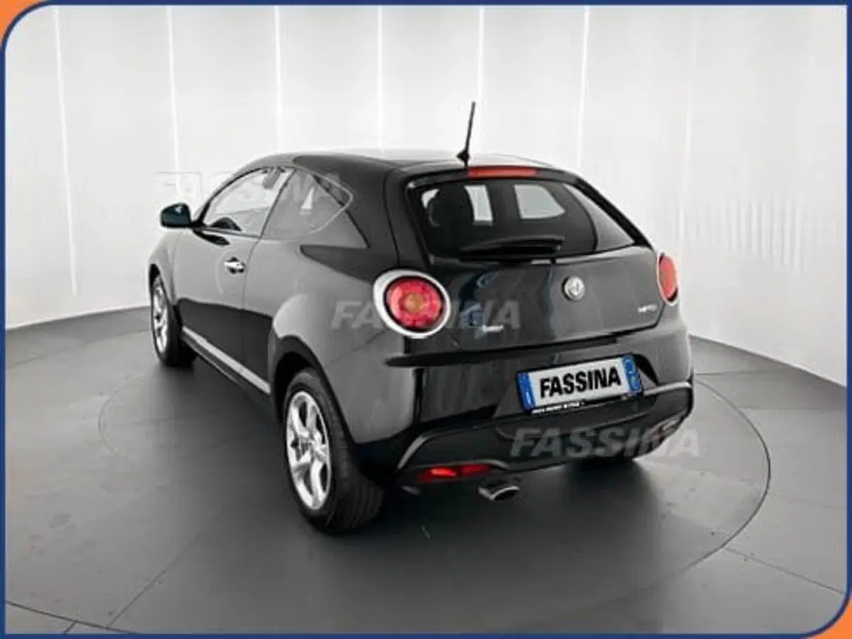 Alfa Romeo MiTo usata a Milano (4)
