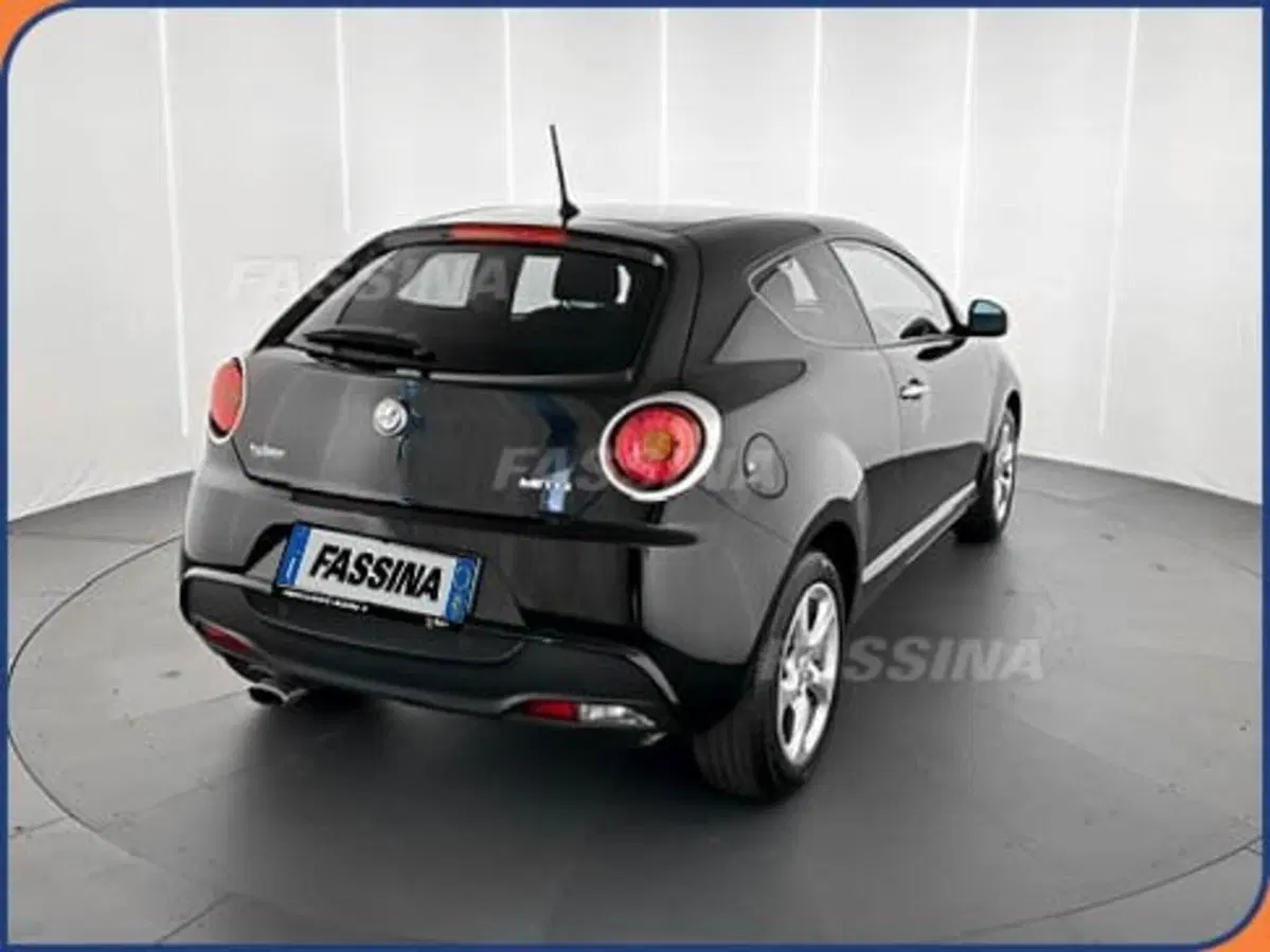 Alfa Romeo MiTo usata a Milano (6)