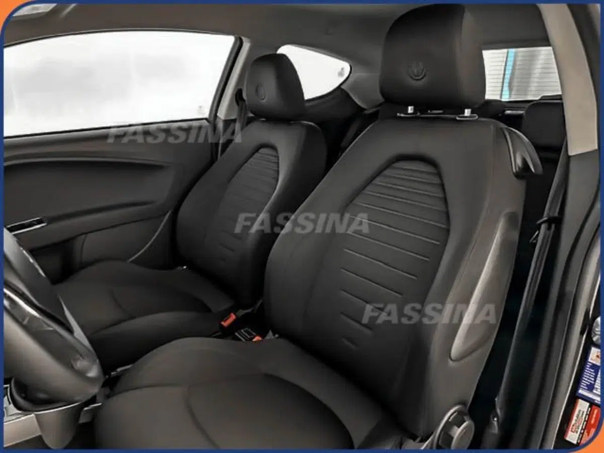 Alfa Romeo MiTo usata a Milano (8)