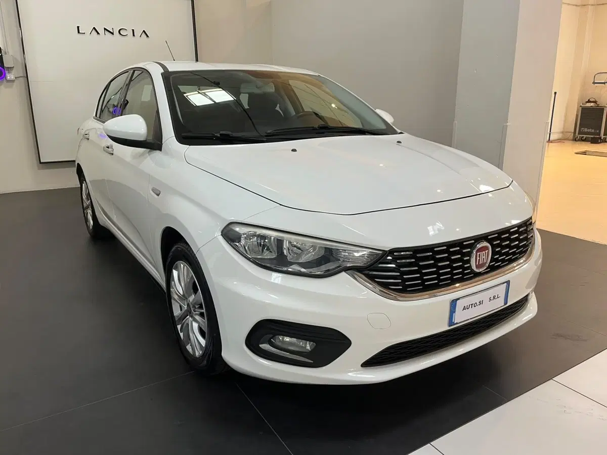 Fiat Tipo usata a Lucca (3)