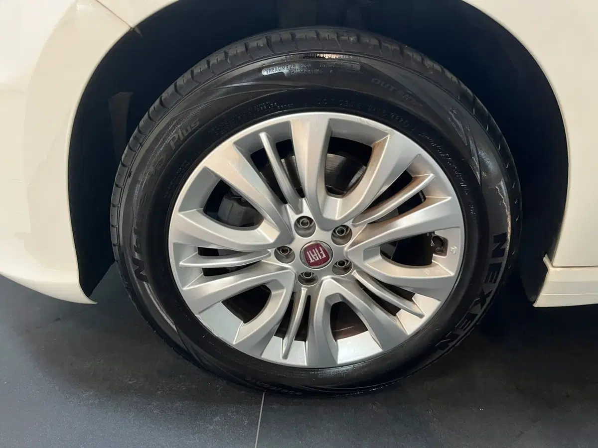 Fiat Tipo usata a Lucca (8)