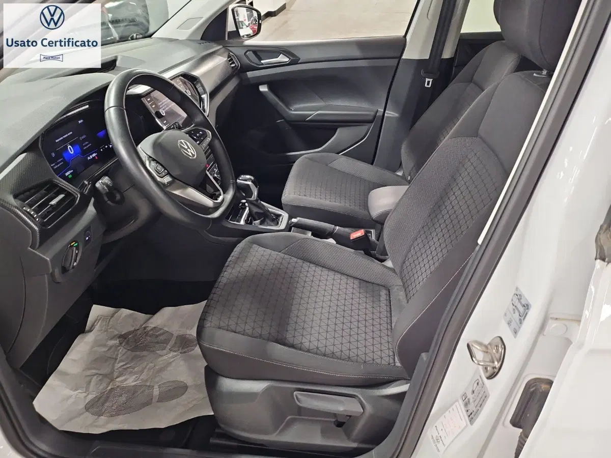 Volkswagen T-Cross usata a Genova (10)