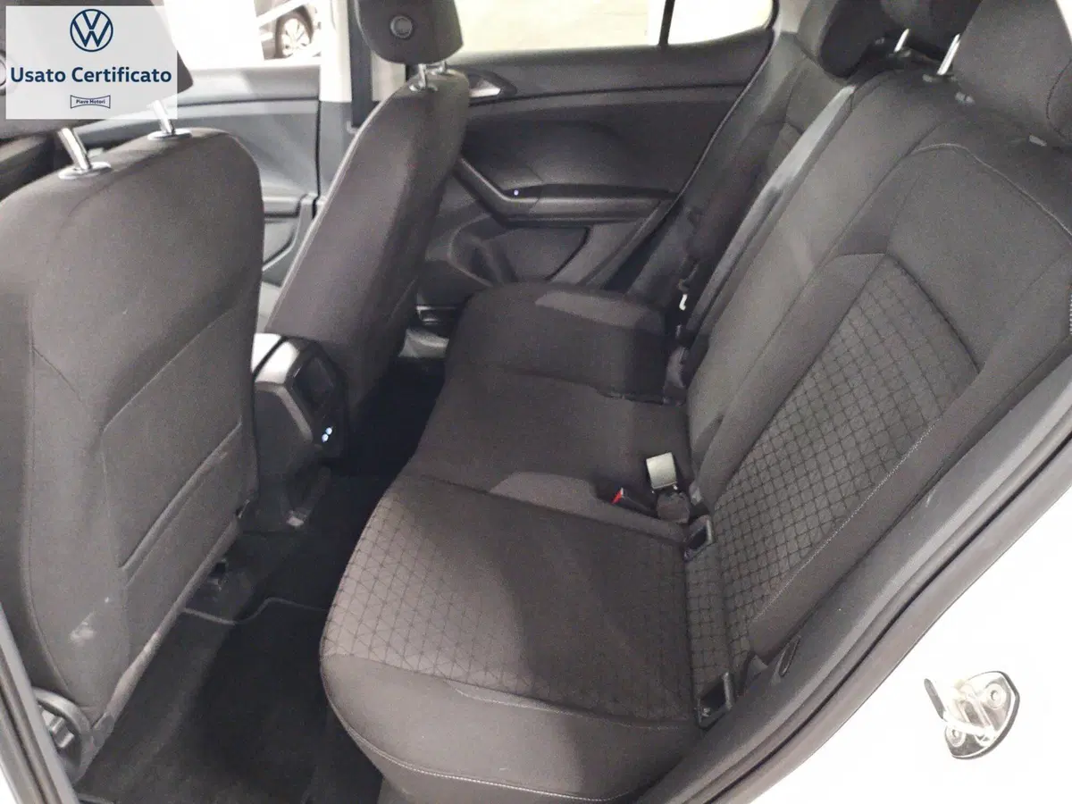 Volkswagen T-Cross usata a Genova (11)