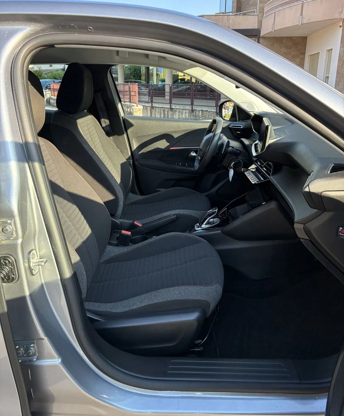 Peugeot 2008 usata a Frosinone (13)