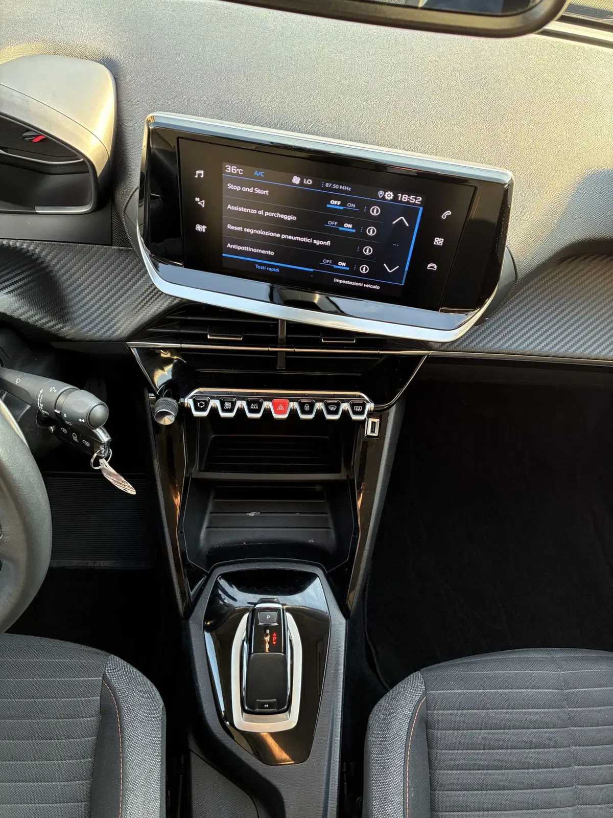 Peugeot 2008 usata a Frosinone (16)
