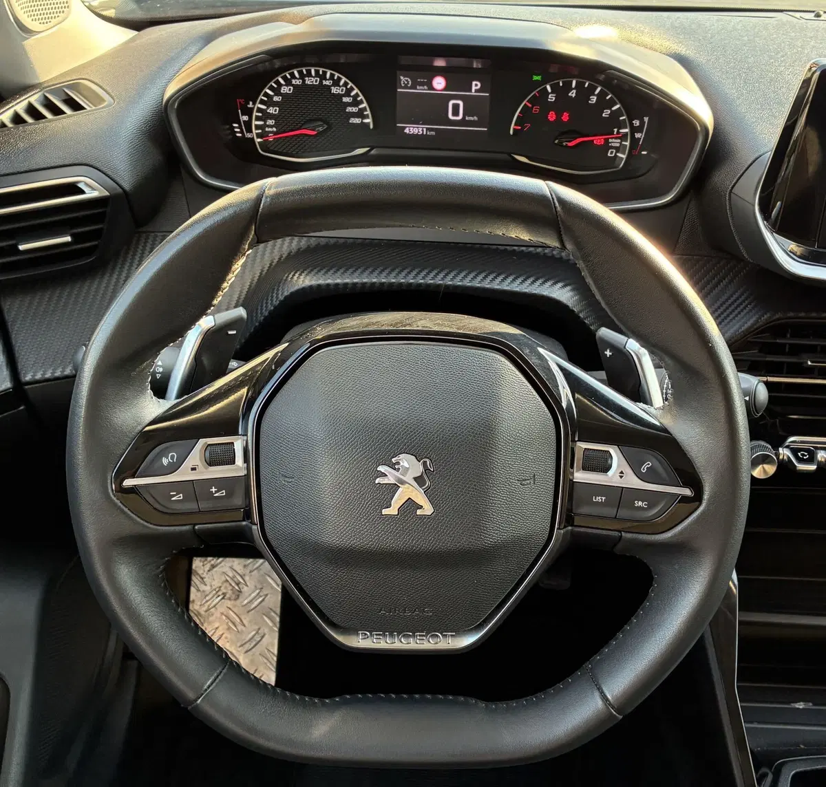 Peugeot 2008 usata a Frosinone (17)