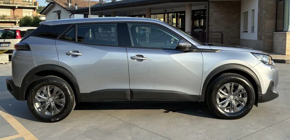 Peugeot 2008 usata a Frosinone (7)