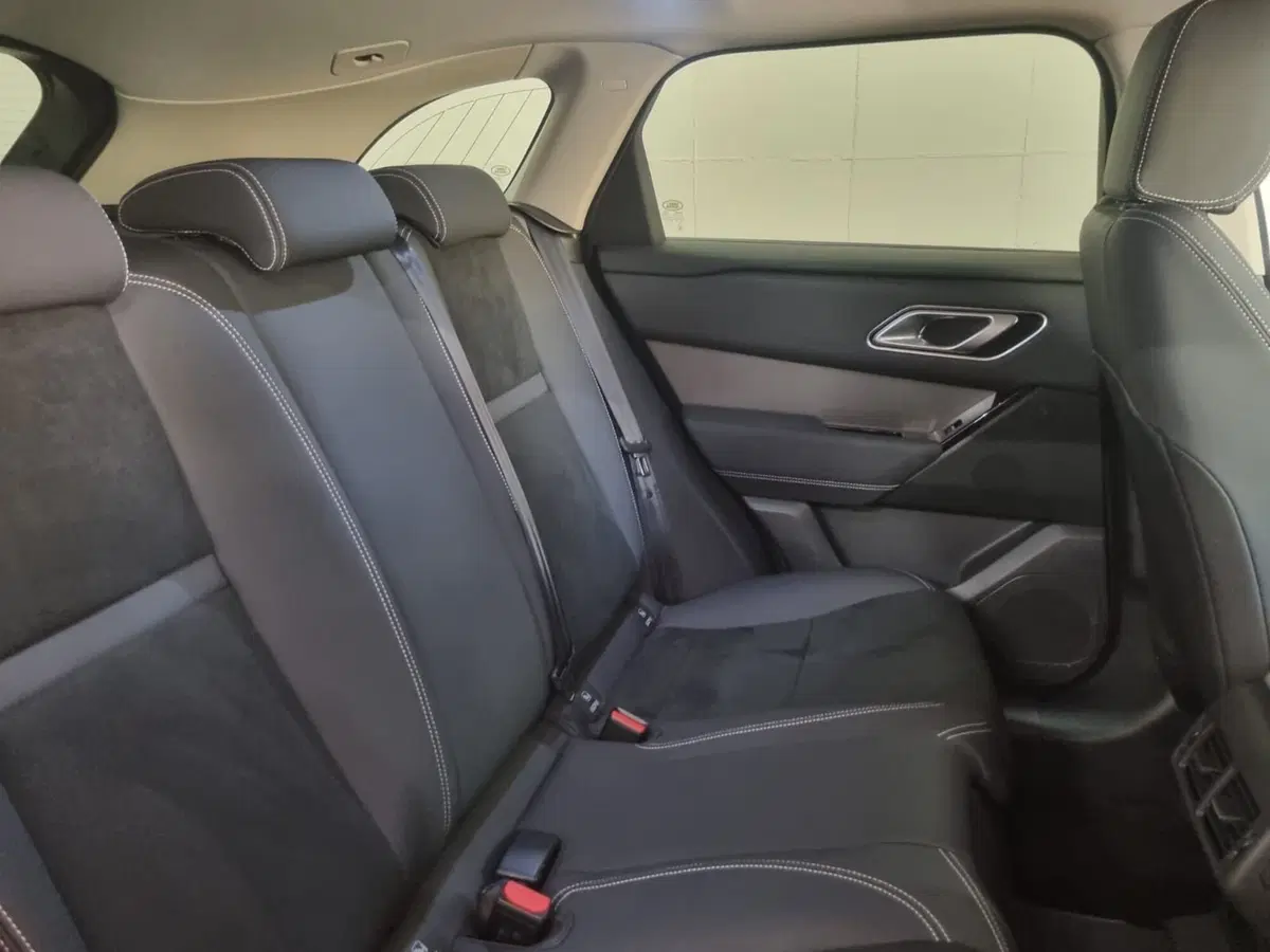 Land Rover Range Rover Velar usata a Brescia (5)