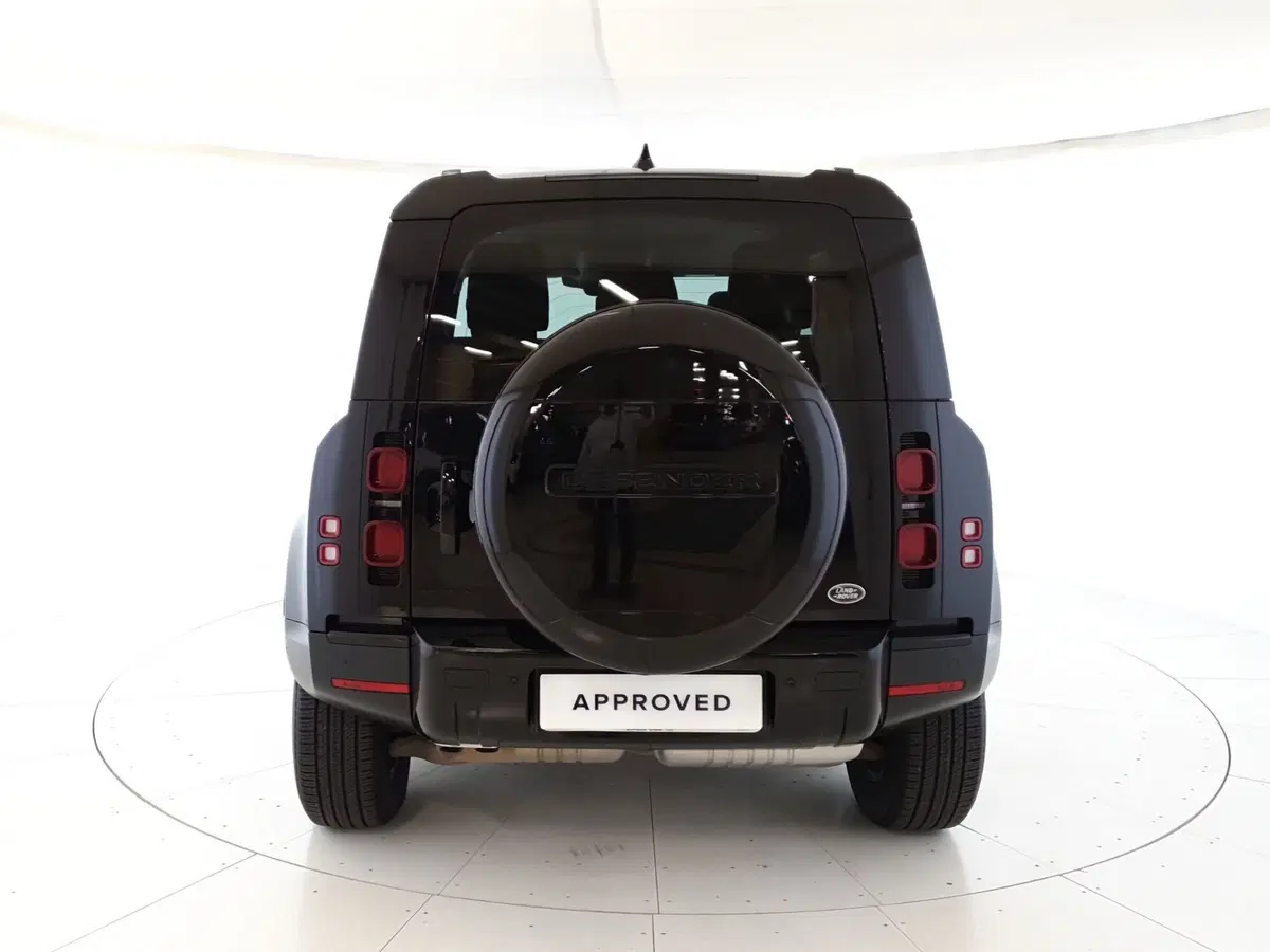 Land Rover Defender usata a Monza e Brianza (7)