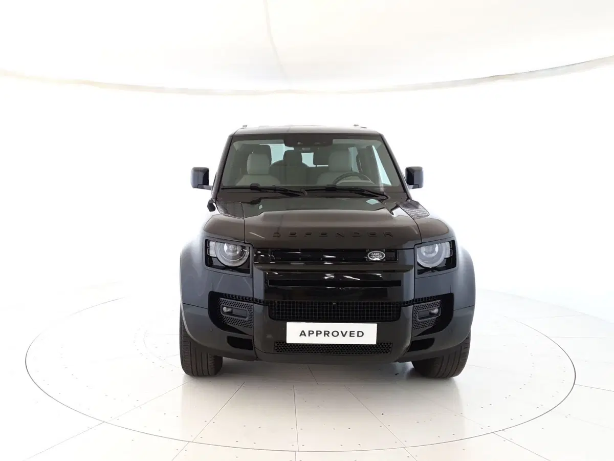 Land Rover Defender usata a Monza e Brianza (8)