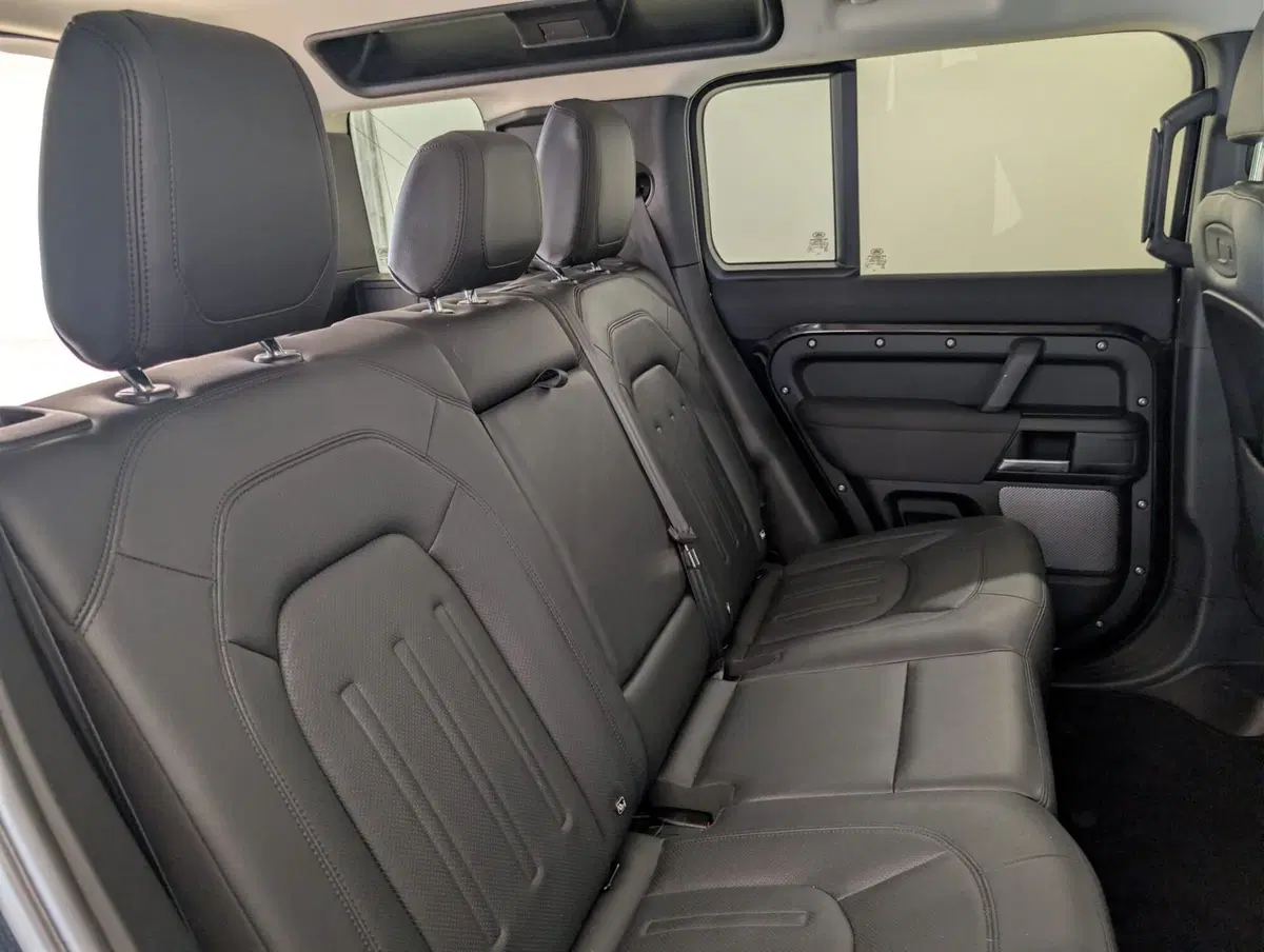 Land Rover Defender usata a Cuneo (5)