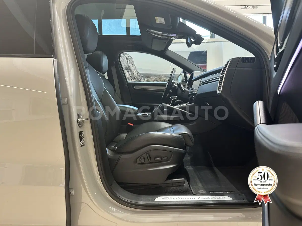 Porsche Cayenne usata a Forlì-Cesena (10)