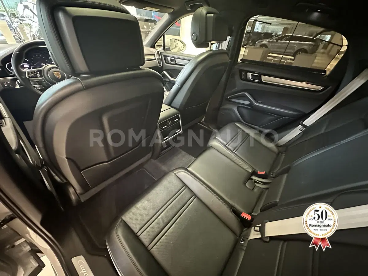 Porsche Cayenne usata a Forlì-Cesena (12)