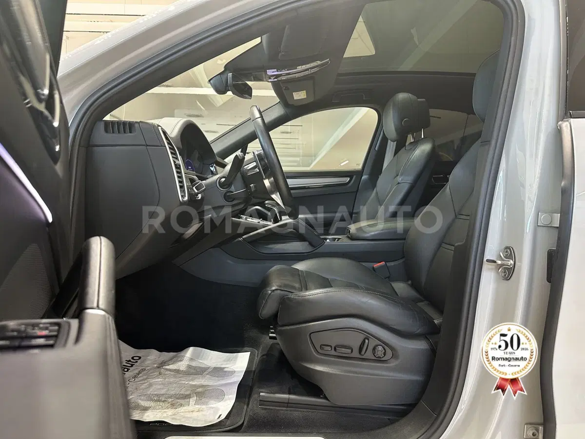 Porsche Cayenne usata a Forlì-Cesena (14)
