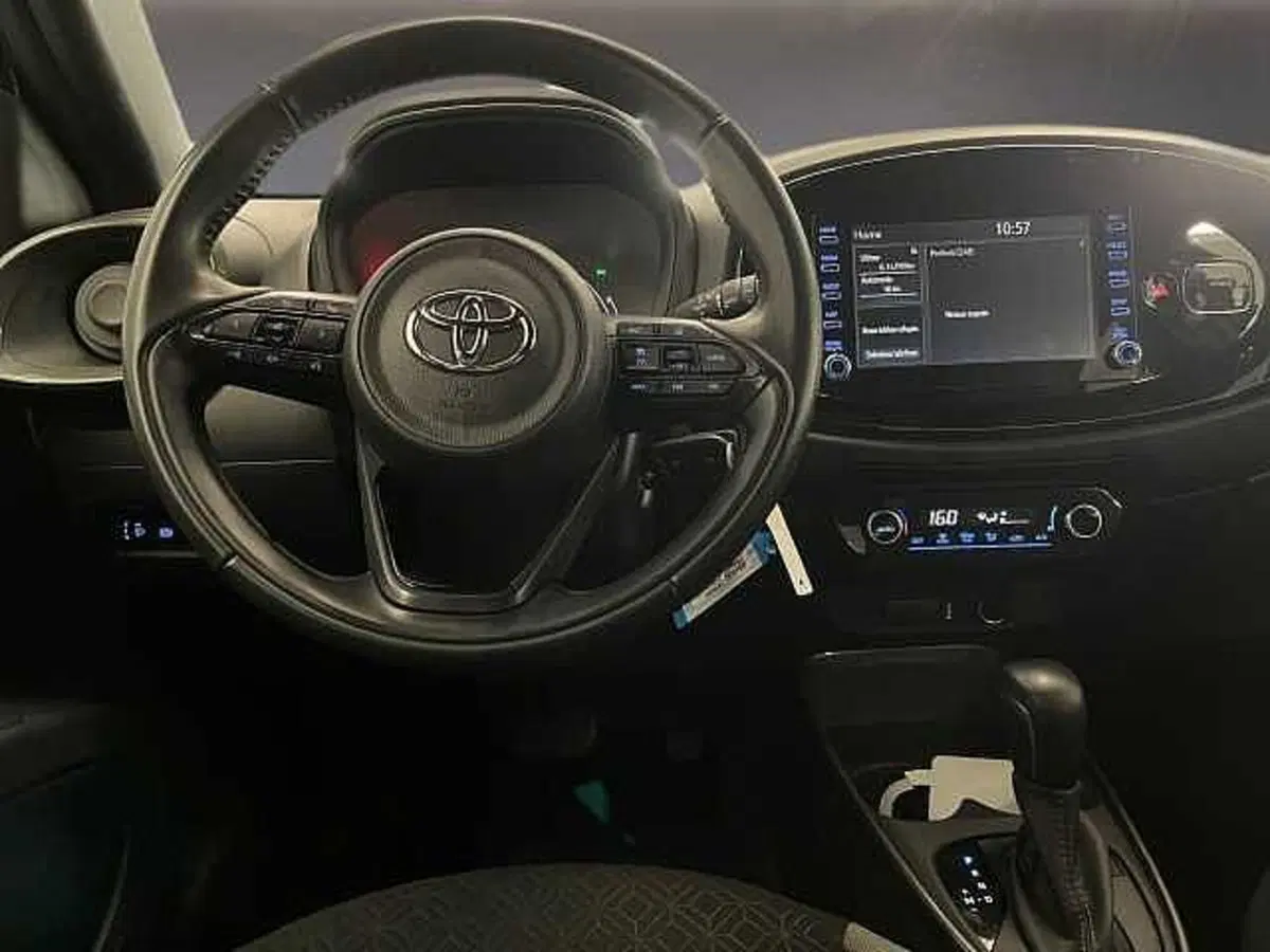 Toyota Aygo X usata a Bergamo (9)