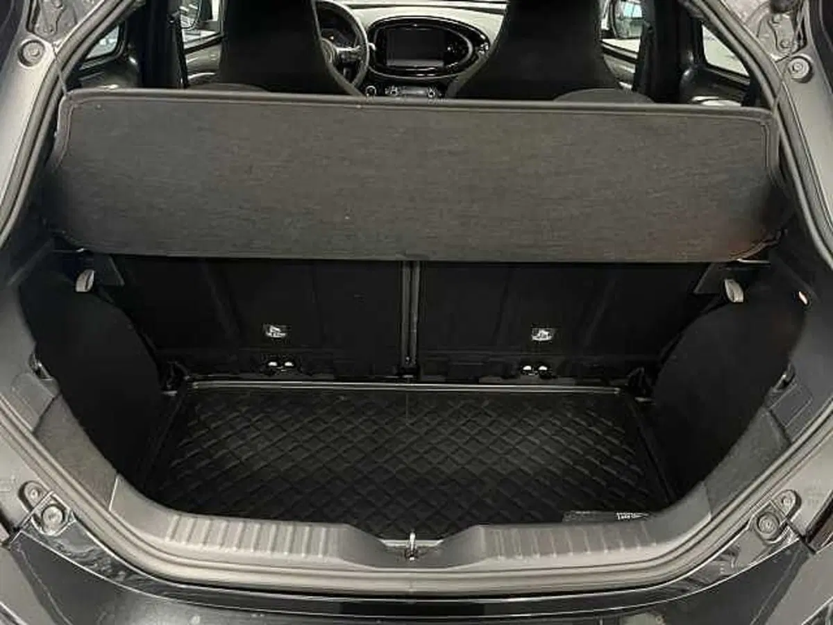 Toyota Aygo X usata a Bergamo (15)