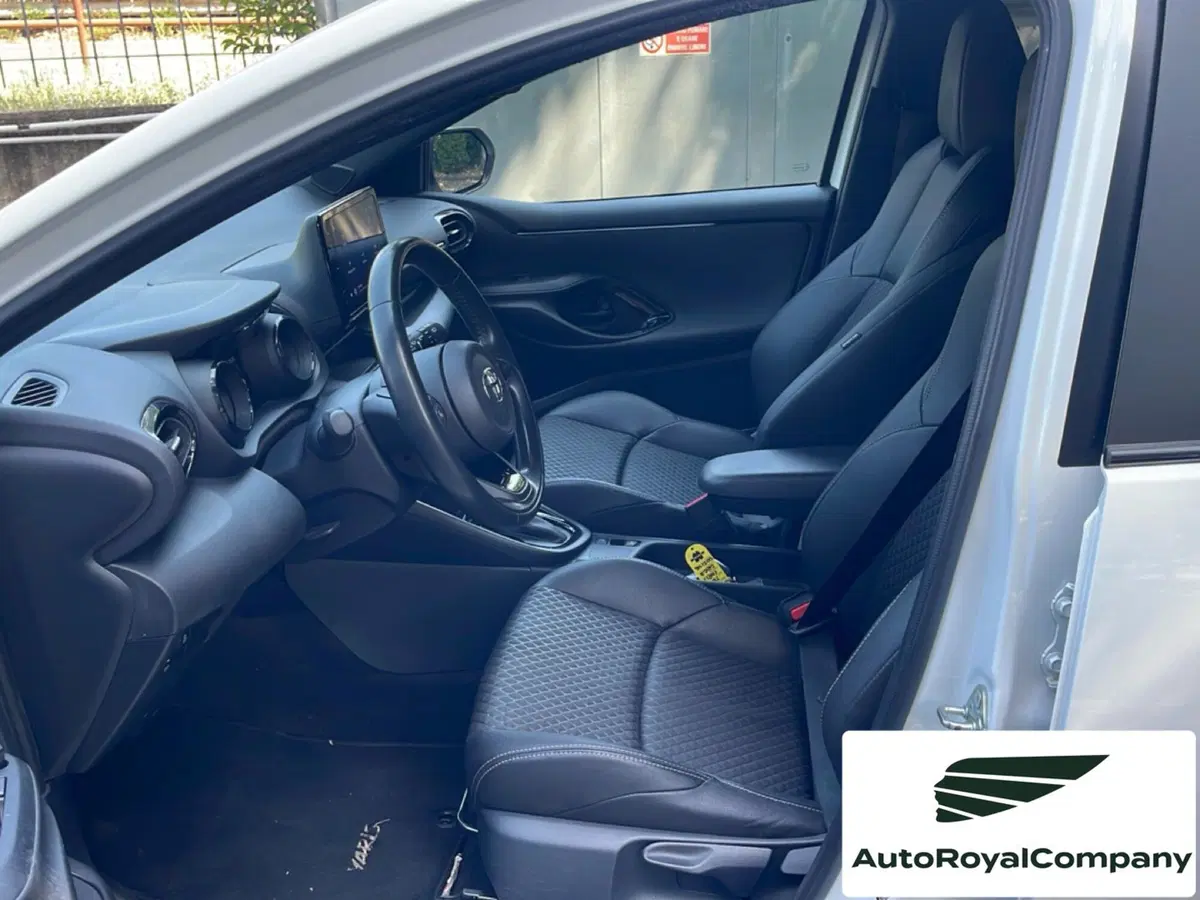 Toyota Yaris usata a Roma (9)