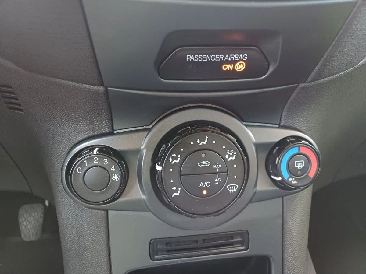 Ford Fiesta usata a Modena (19)