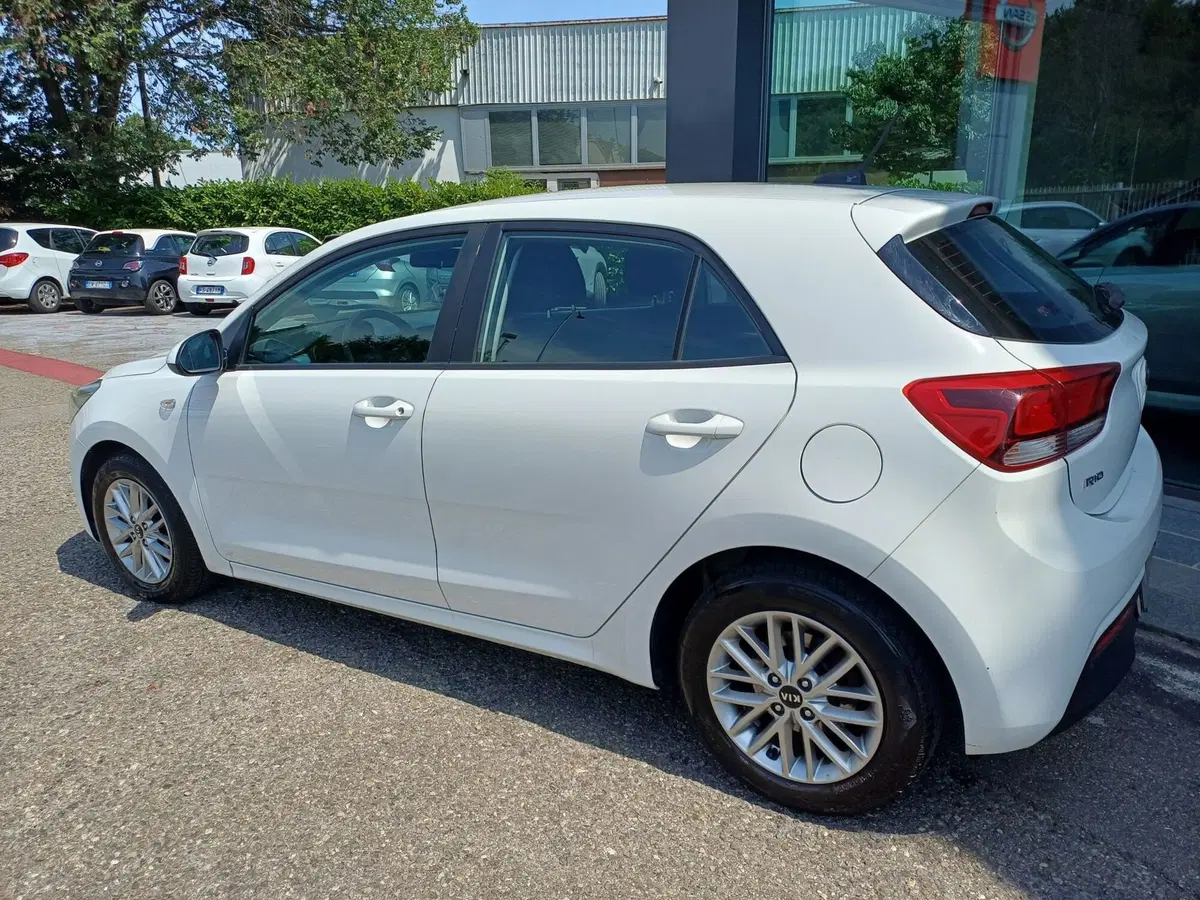 Kia Rio usata a Modena (8)