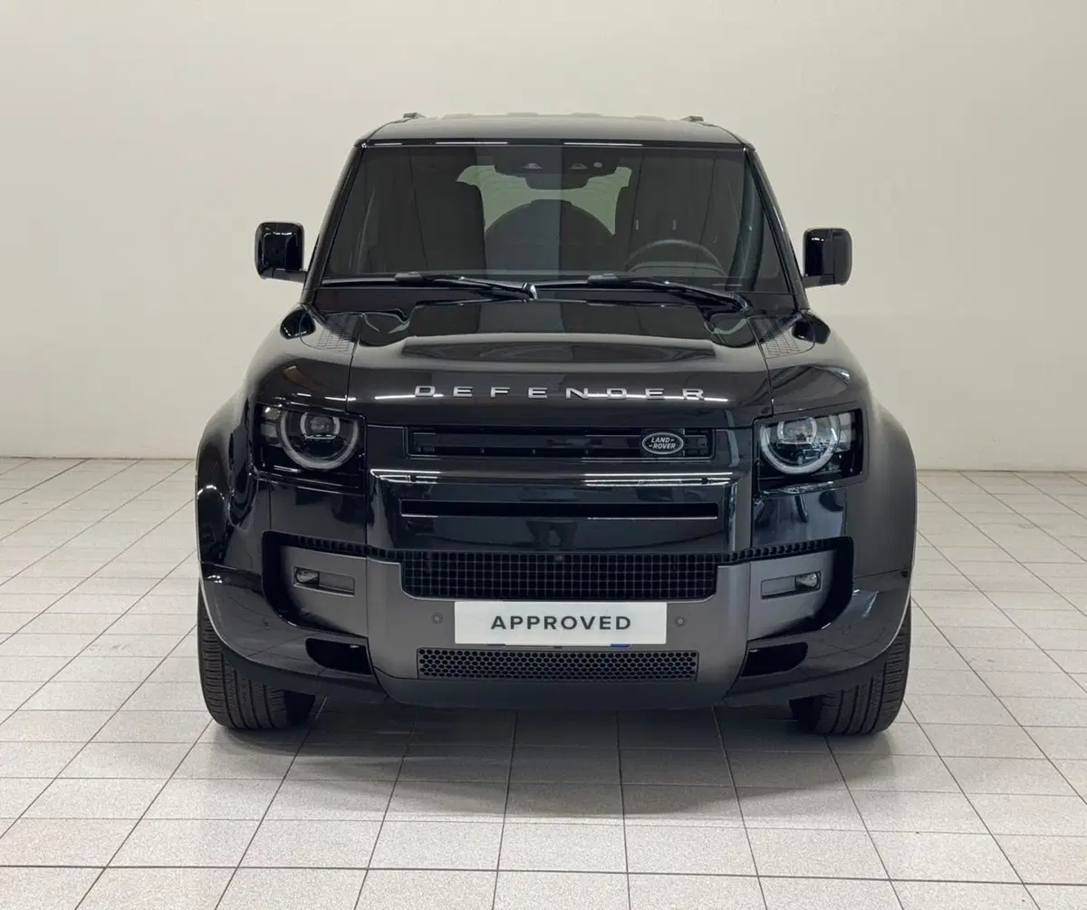 Land Rover Defender usata a Novara (8)