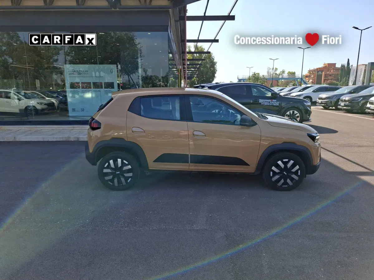 Dacia Spring usata a Latina (8)