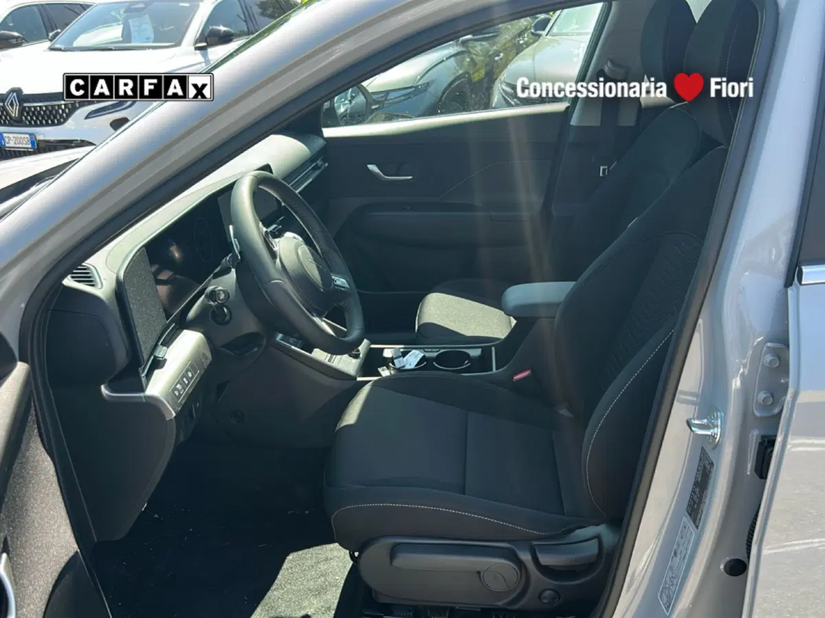 Hyundai Kona nuova a Roma (13)