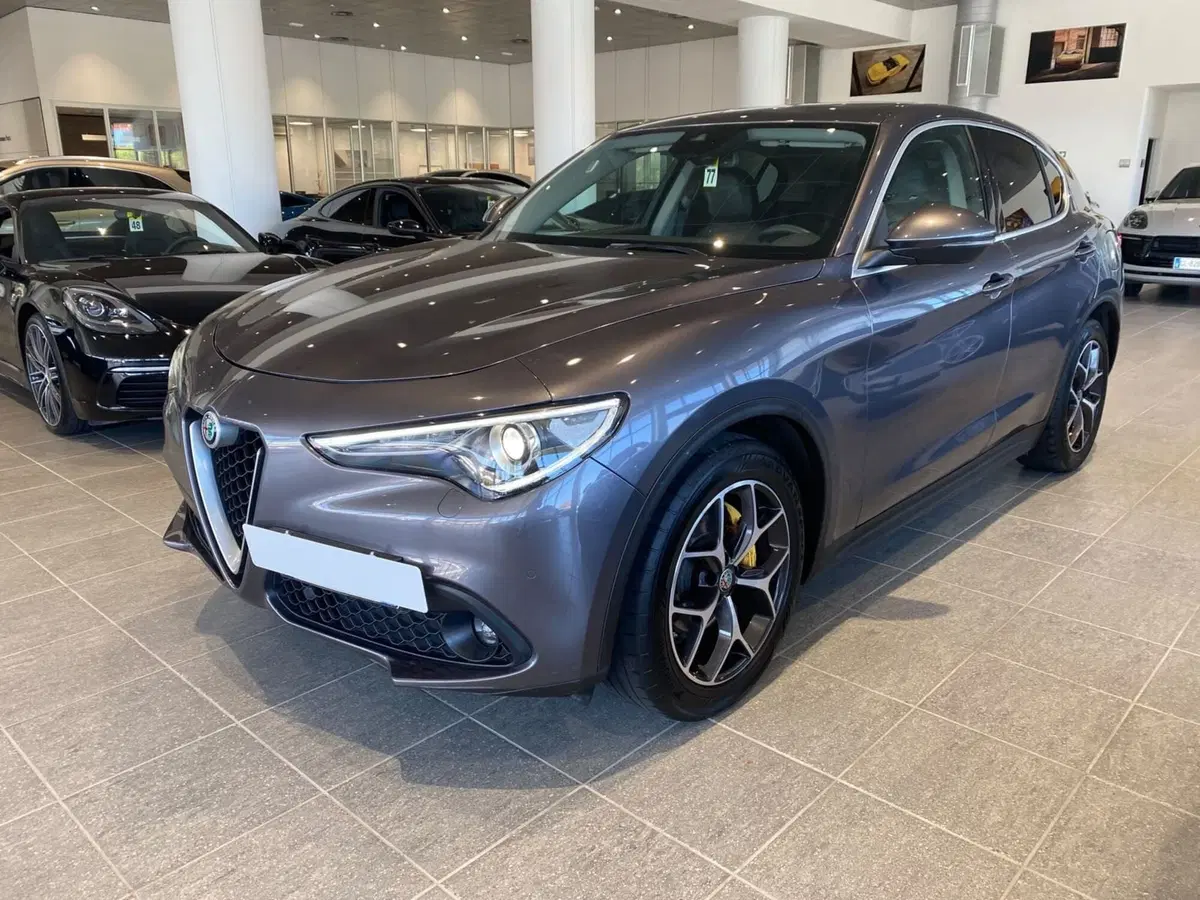 Alfa Romeo Stelvio usata a Firenze