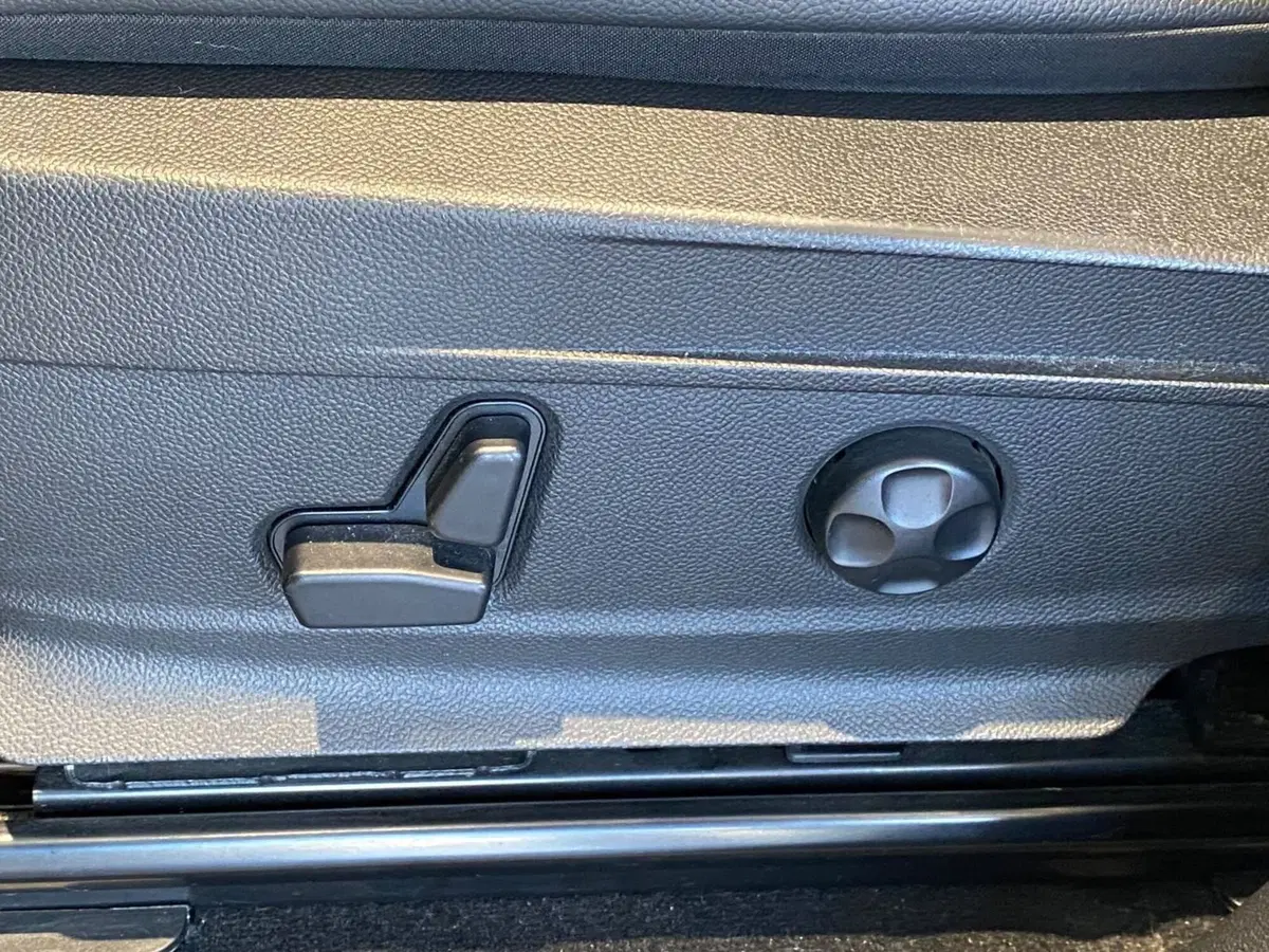 Alfa Romeo Stelvio usata a Firenze (14)
