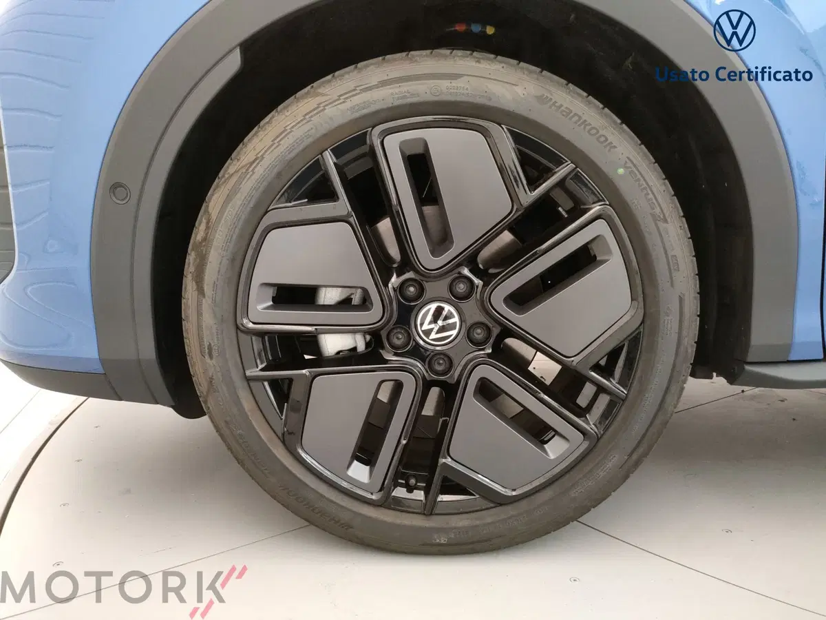Volkswagen T-Roc nuova a Varese (6)