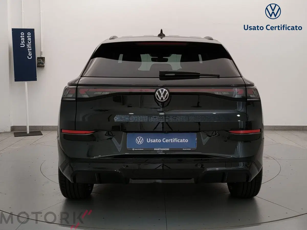 Volkswagen T-Roc nuova a Varese (4)
