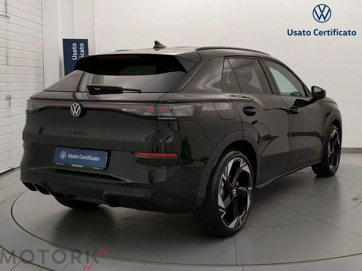 Volkswagen T-Roc nuova a Varese (5)