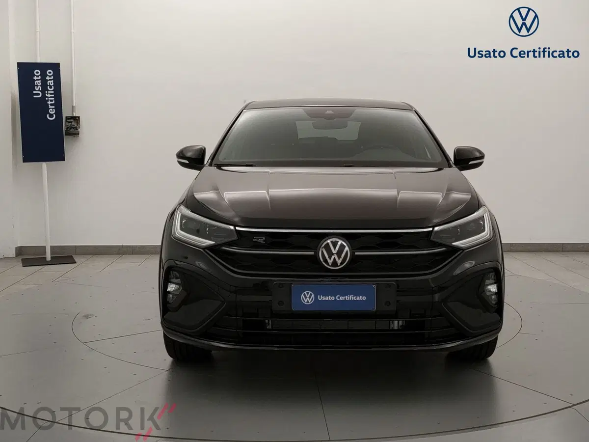 Volkswagen Taigo nuova a Varese (2)
