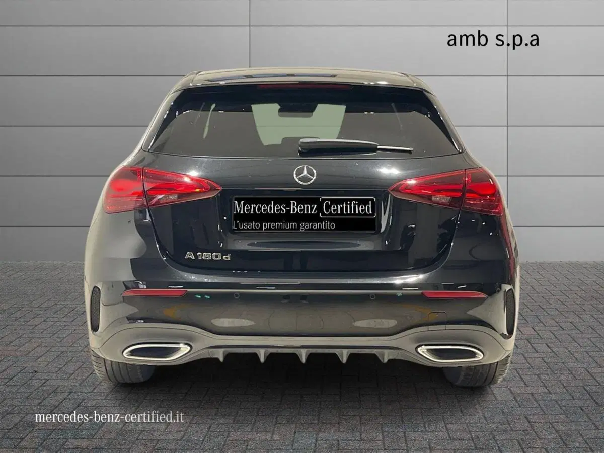 Mercedes-Benz Classe A usata a Napoli (4)
