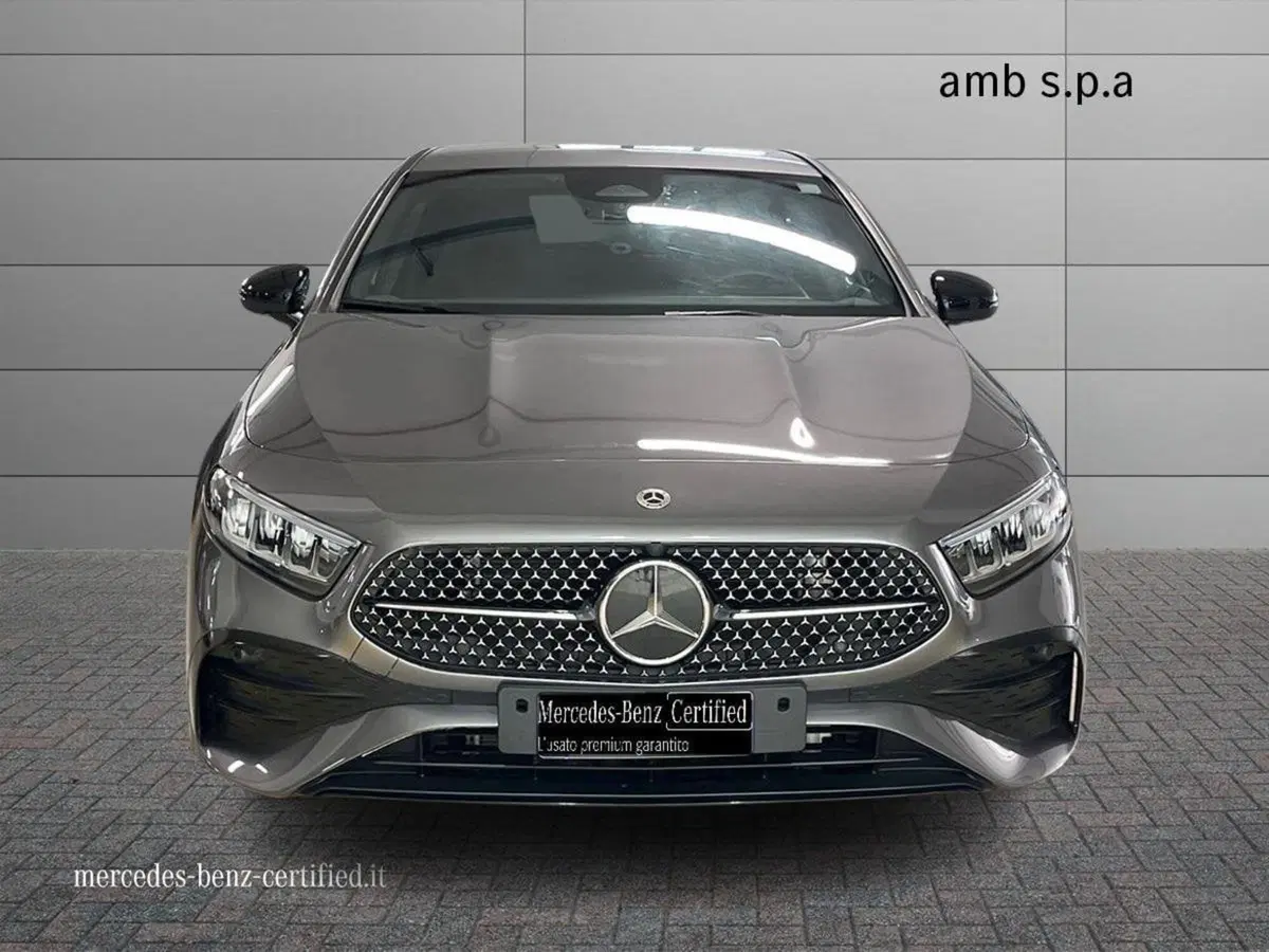 Mercedes-Benz Classe A usata a Napoli (3)