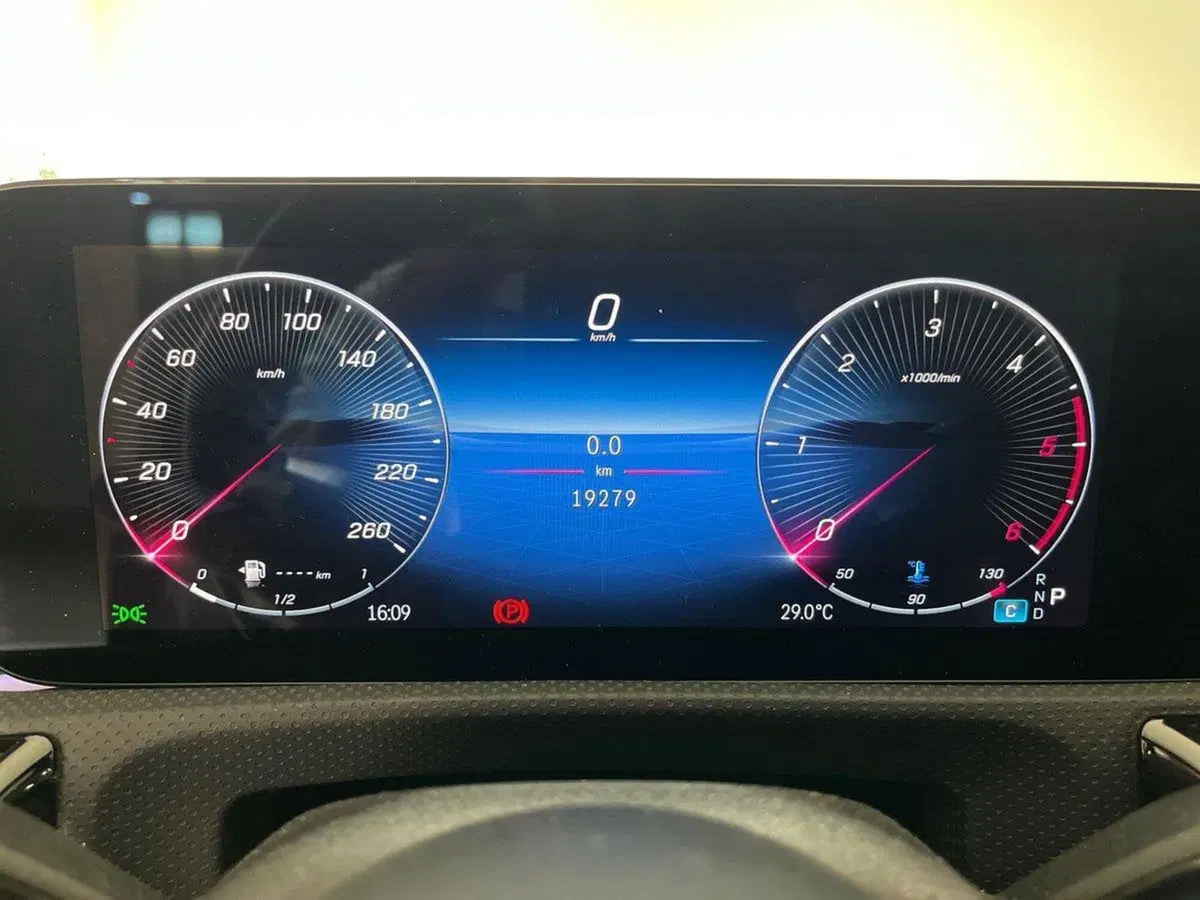 Mercedes-Benz Classe A usata a Napoli (7)