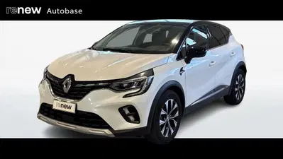 Renault Captur 1.6 full hybrid Techno 145cv auto del 2023 usata a Albignasego