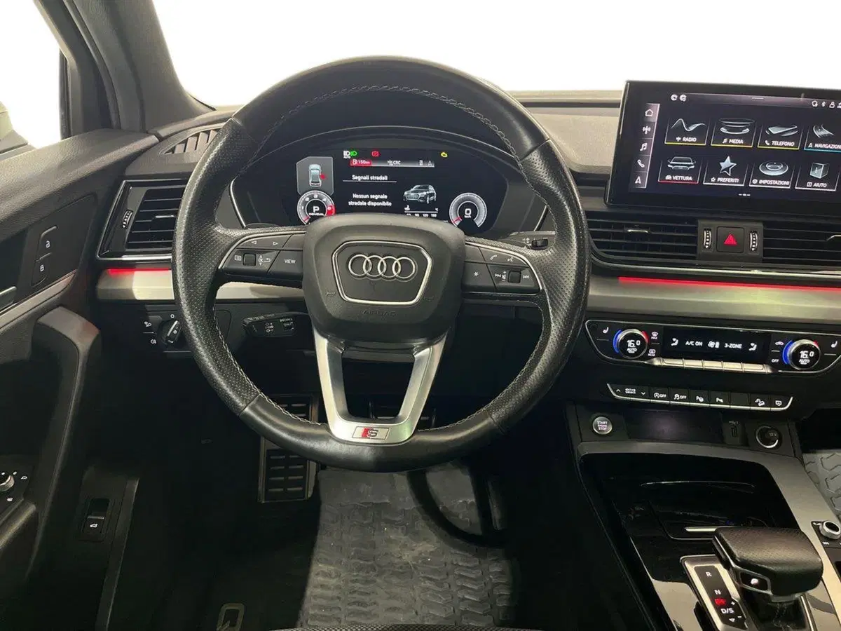 Audi Q4 Sportback usata a Napoli (13)