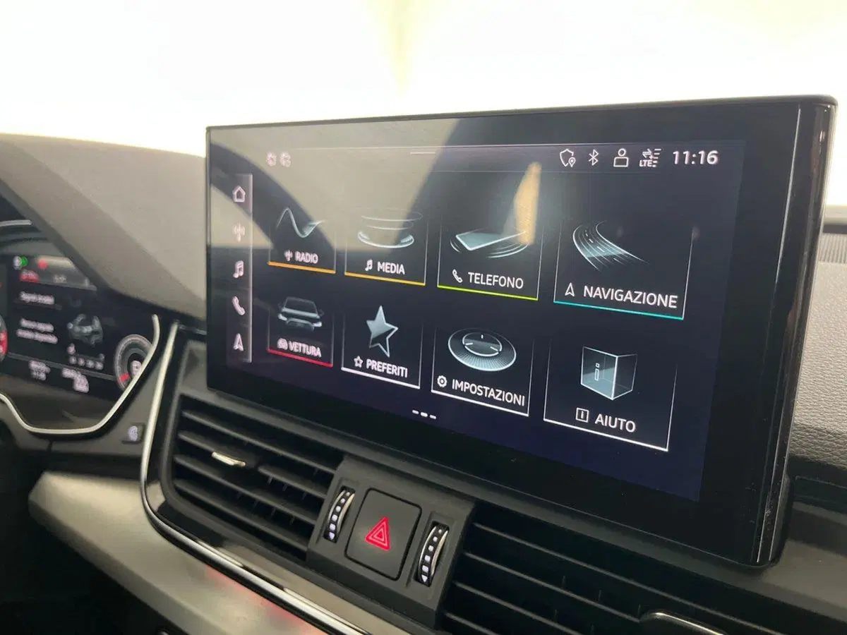 Audi Q4 Sportback usata a Napoli (14)