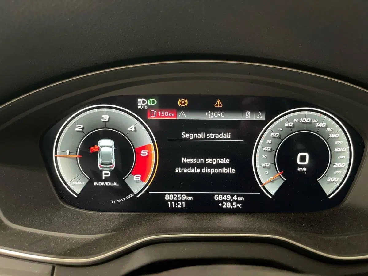 Audi Q4 Sportback usata a Napoli (7)
