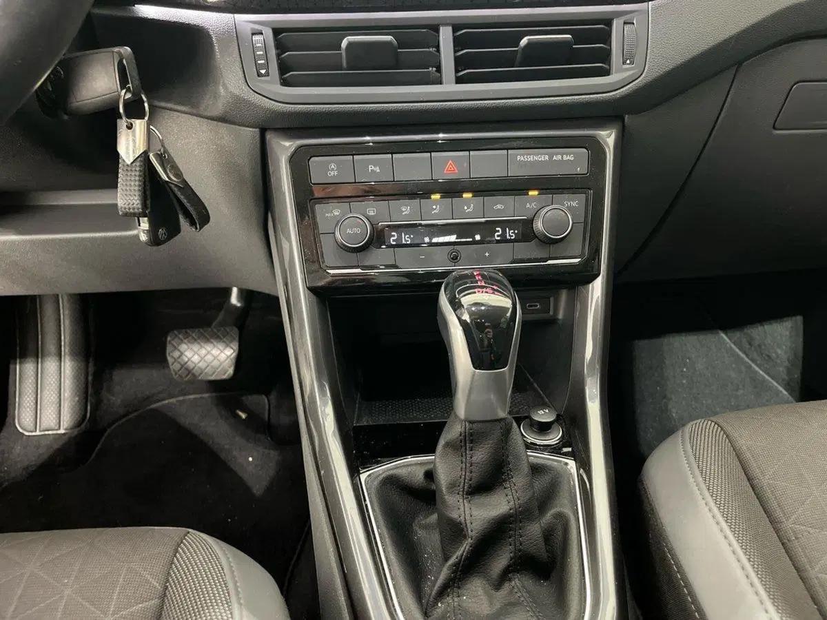 Volkswagen T-Cross usata a Napoli (15)