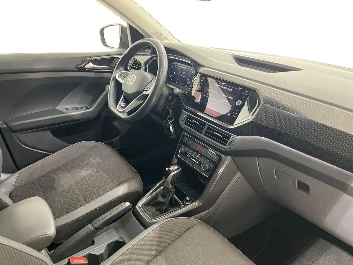 Volkswagen T-Cross usata a Napoli (16)