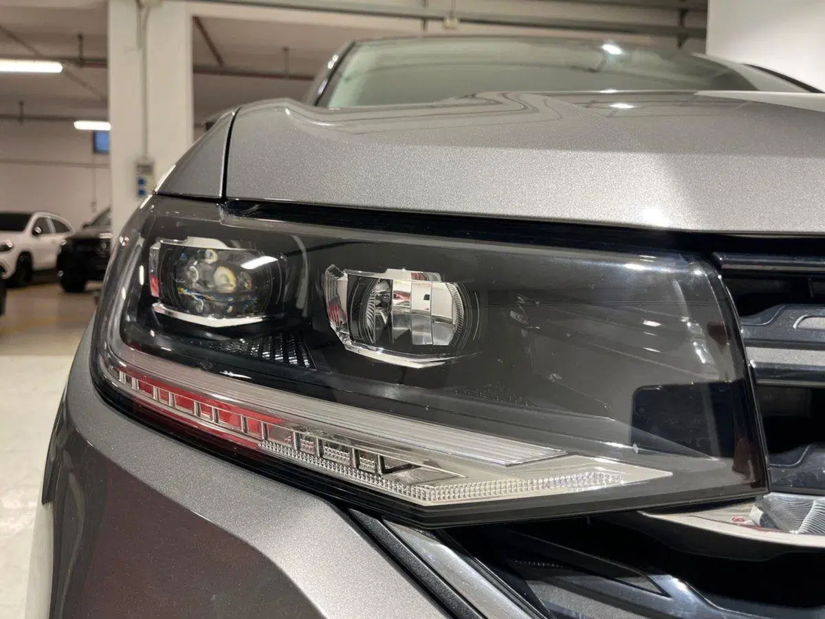 Volkswagen T-Cross usata a Napoli (8)